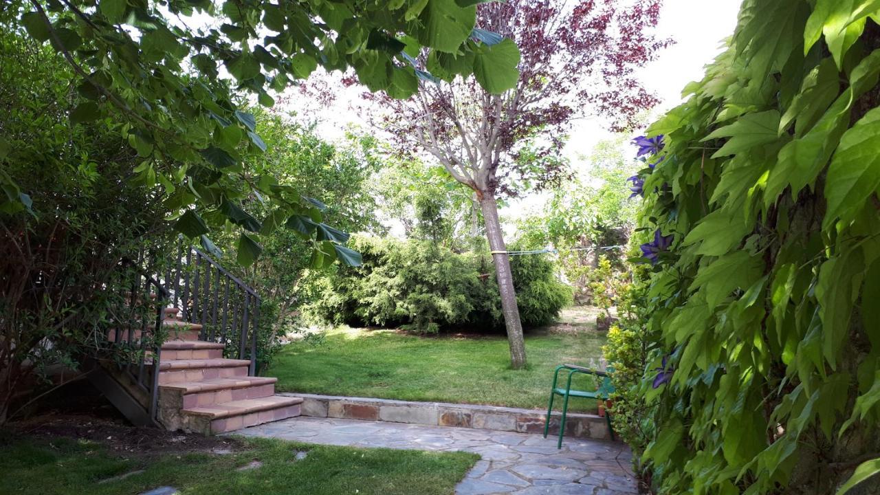 La Madriguera Apartment Otero de Herreros Bagian luar foto